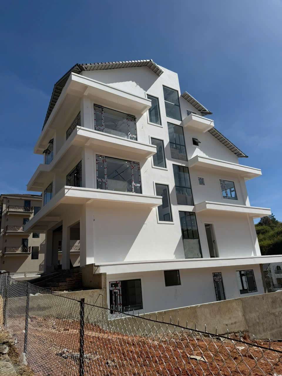 Thi công lắp đặt thang máy Đà Lạt