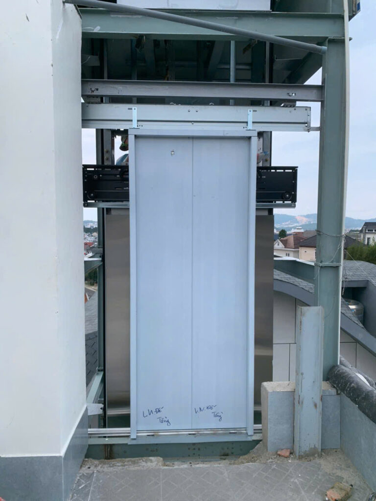 Thang máy Việt Ý - Thang thoát hiểm khách sạn - Thang máy Đà Lạt